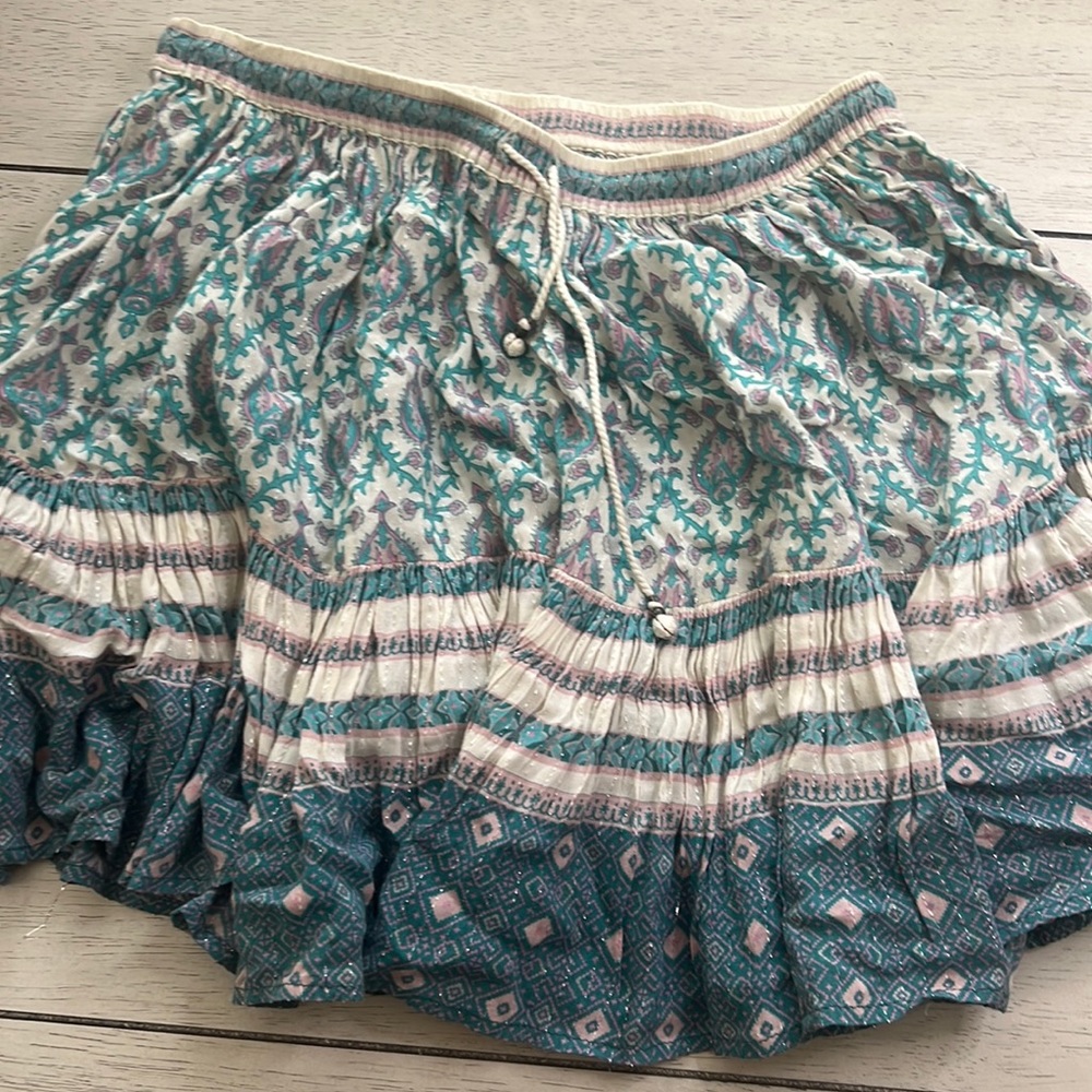 Spell skirt
